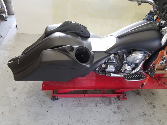 Harley Davidson saddlebag lid 8" with tweeter 2014+ Built Not Bought Custom Designs