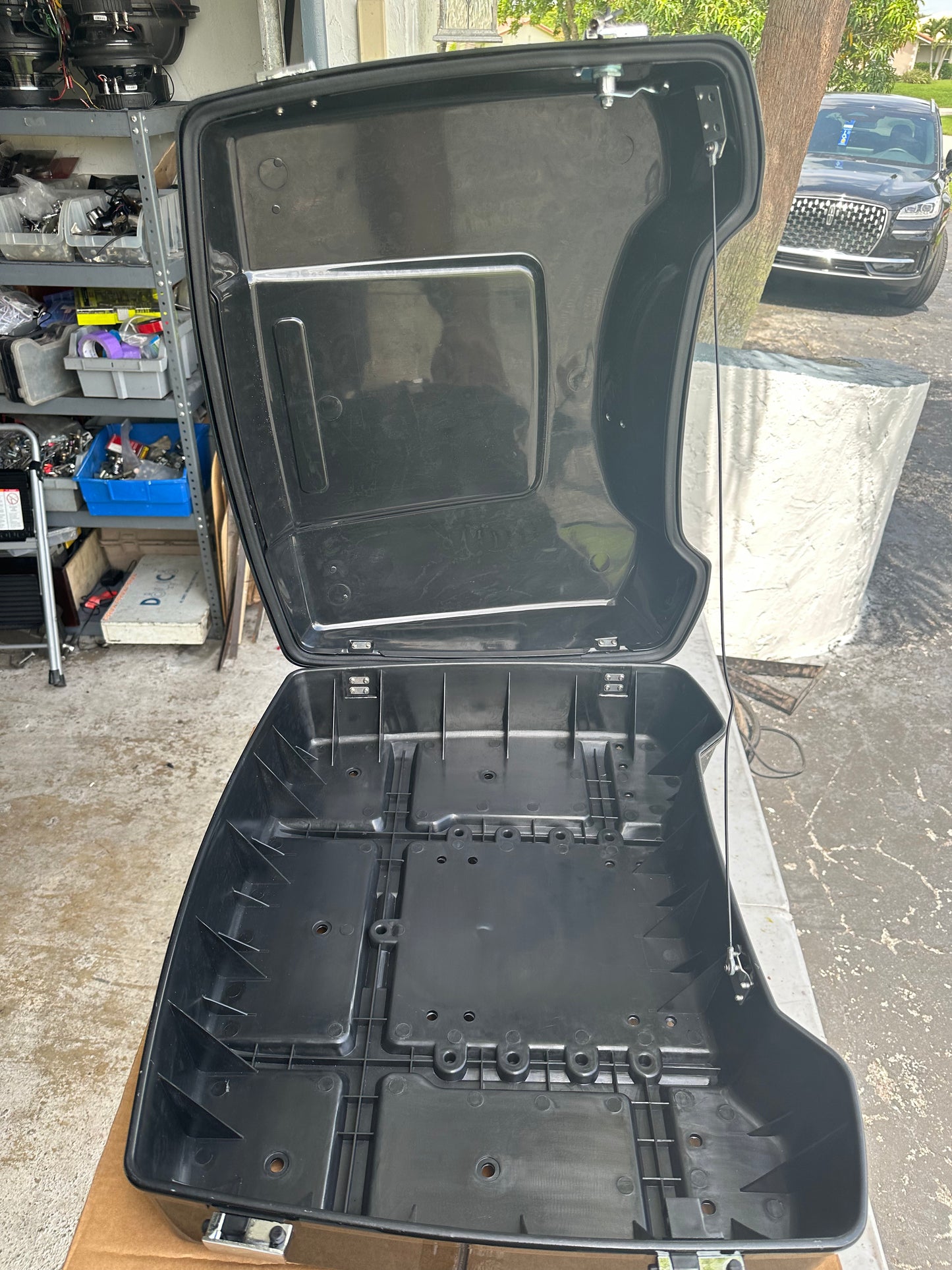 H.D. Aftermarket tour pack