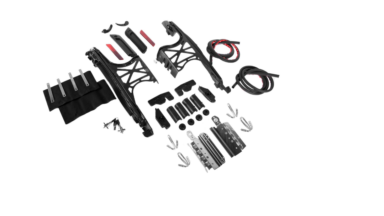 Saddlebag latches